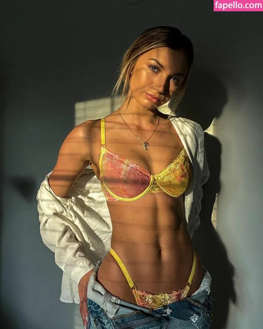 angelinasage Onlyfans Photo Gallery 