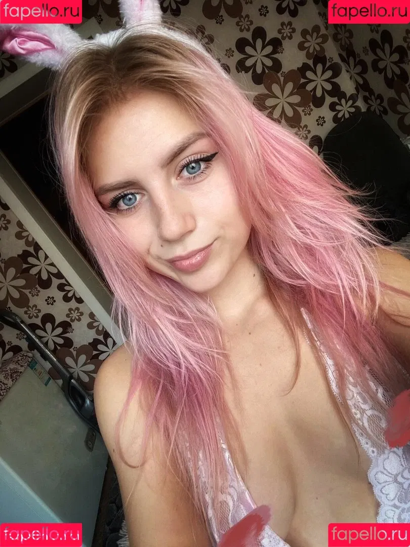 Fox Yuliya Onlyfans Photo Gallery 