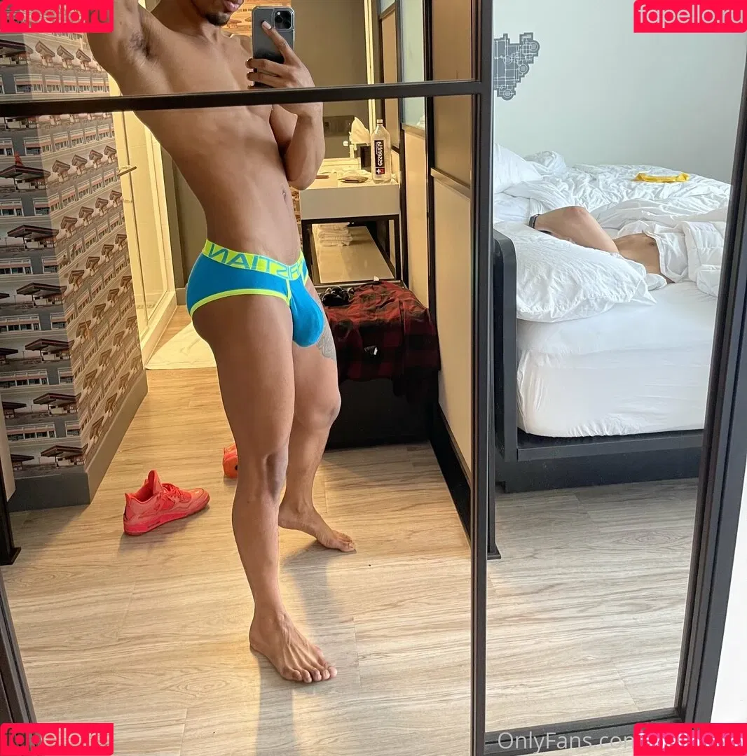 xx.chilo Onlyfans Photo Gallery 