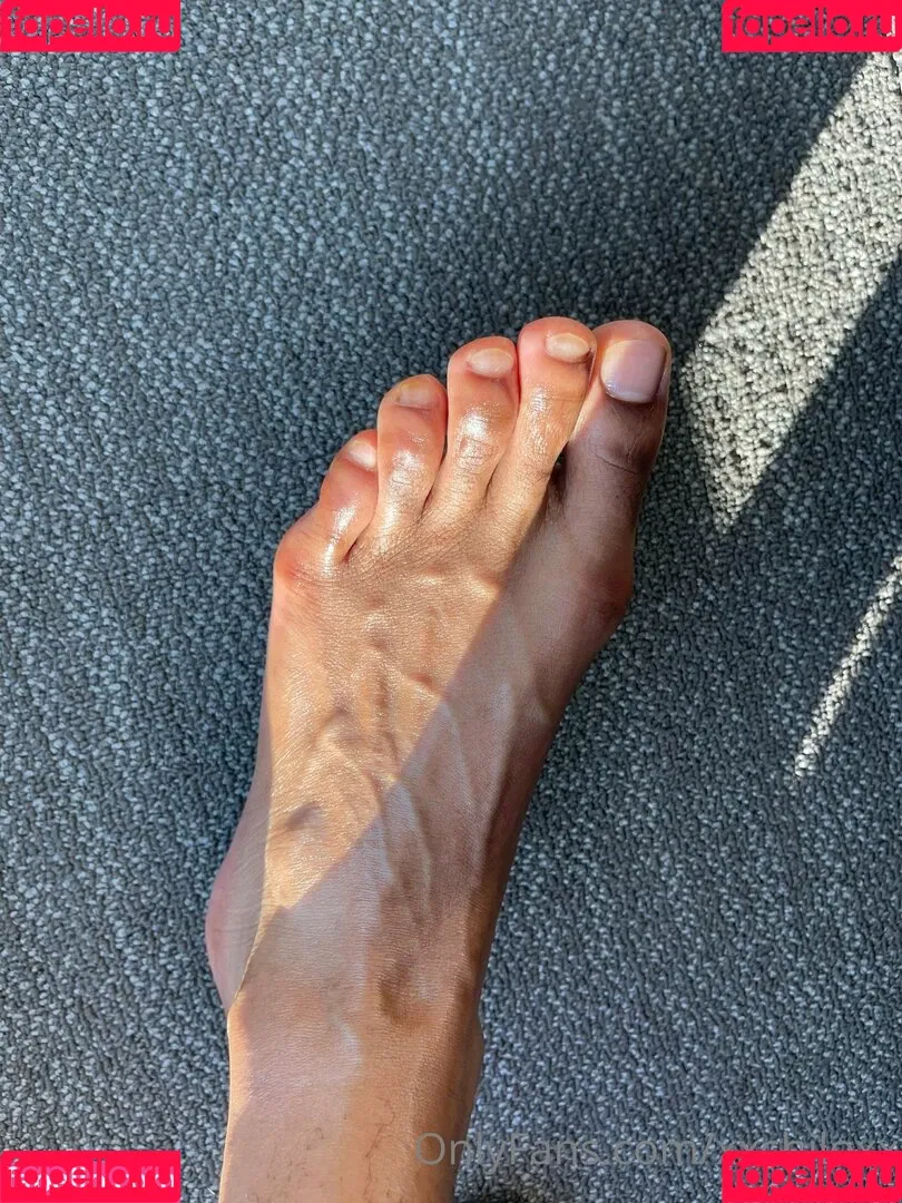 xx.chilo Onlyfans Photo Gallery 