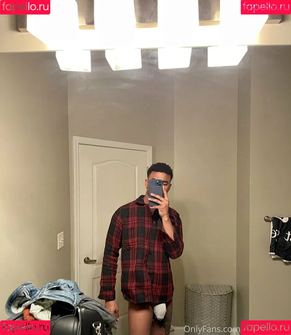 xx.chilo Onlyfans Photo Gallery 