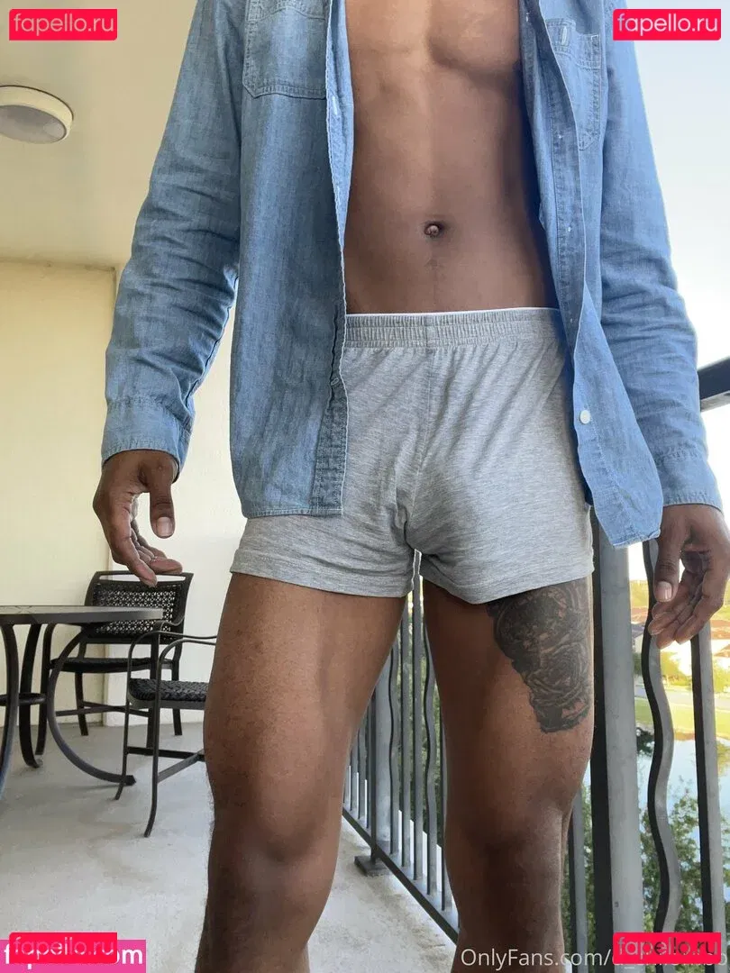 xx.chilo Onlyfans Photo Gallery 