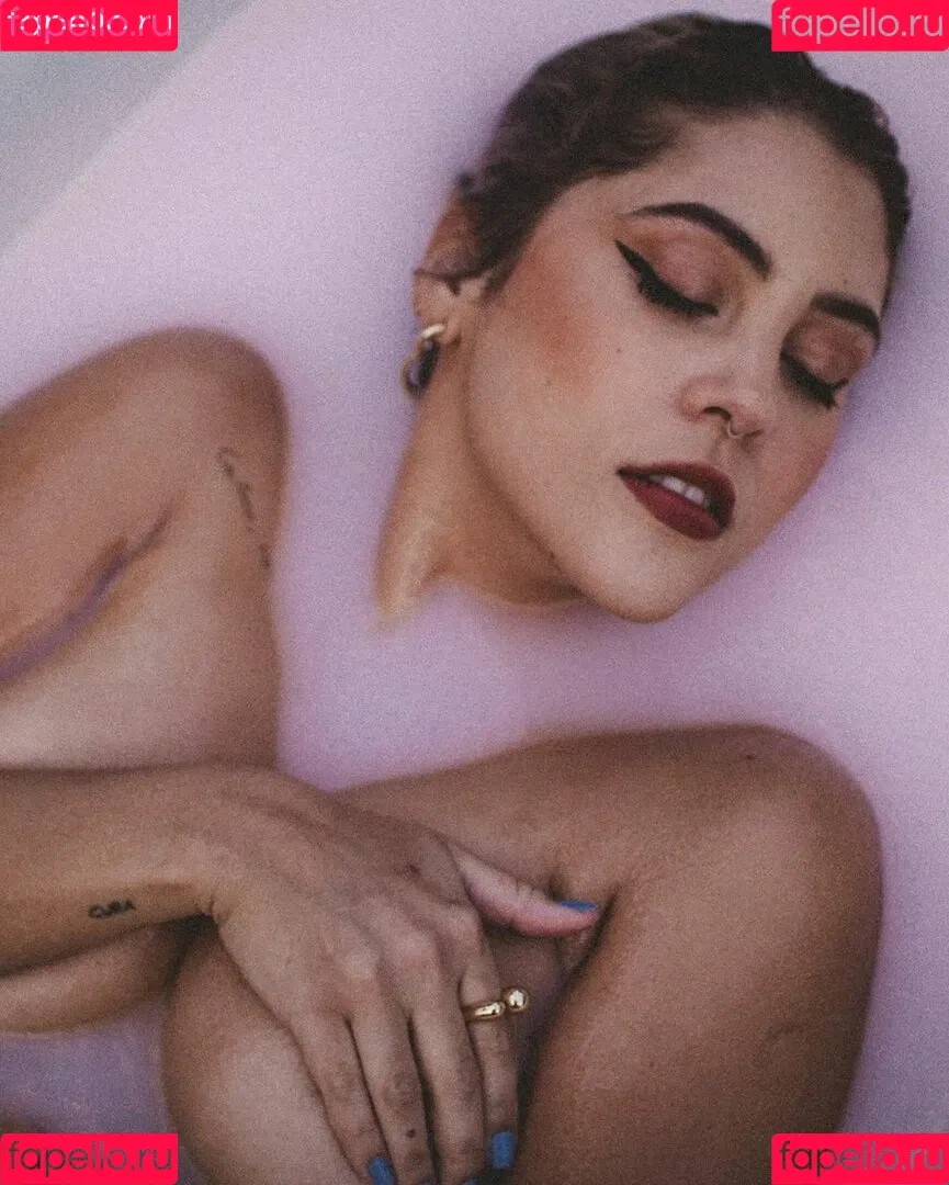 Dora Figueiredo Onlyfans Photo Gallery 