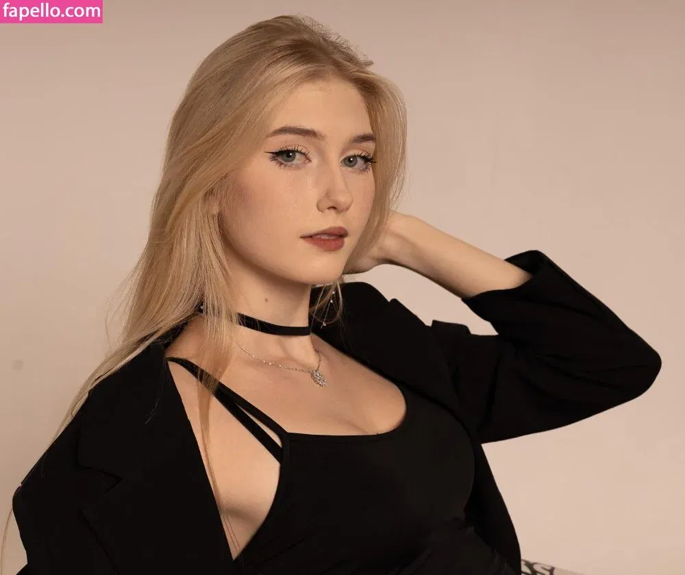 Vonnalein Onlyfans Photo Gallery 