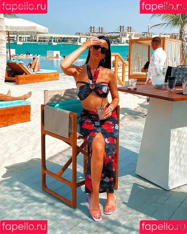 Leila Kraja Onlyfans Photo Gallery 