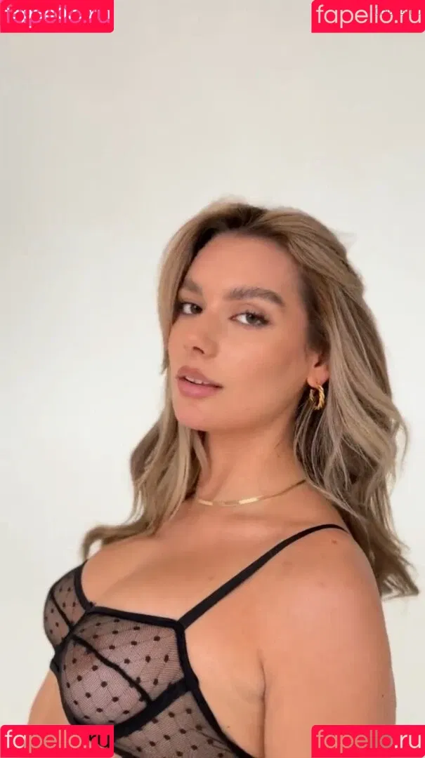 Jil Grudner Onlyfans Photo Gallery 