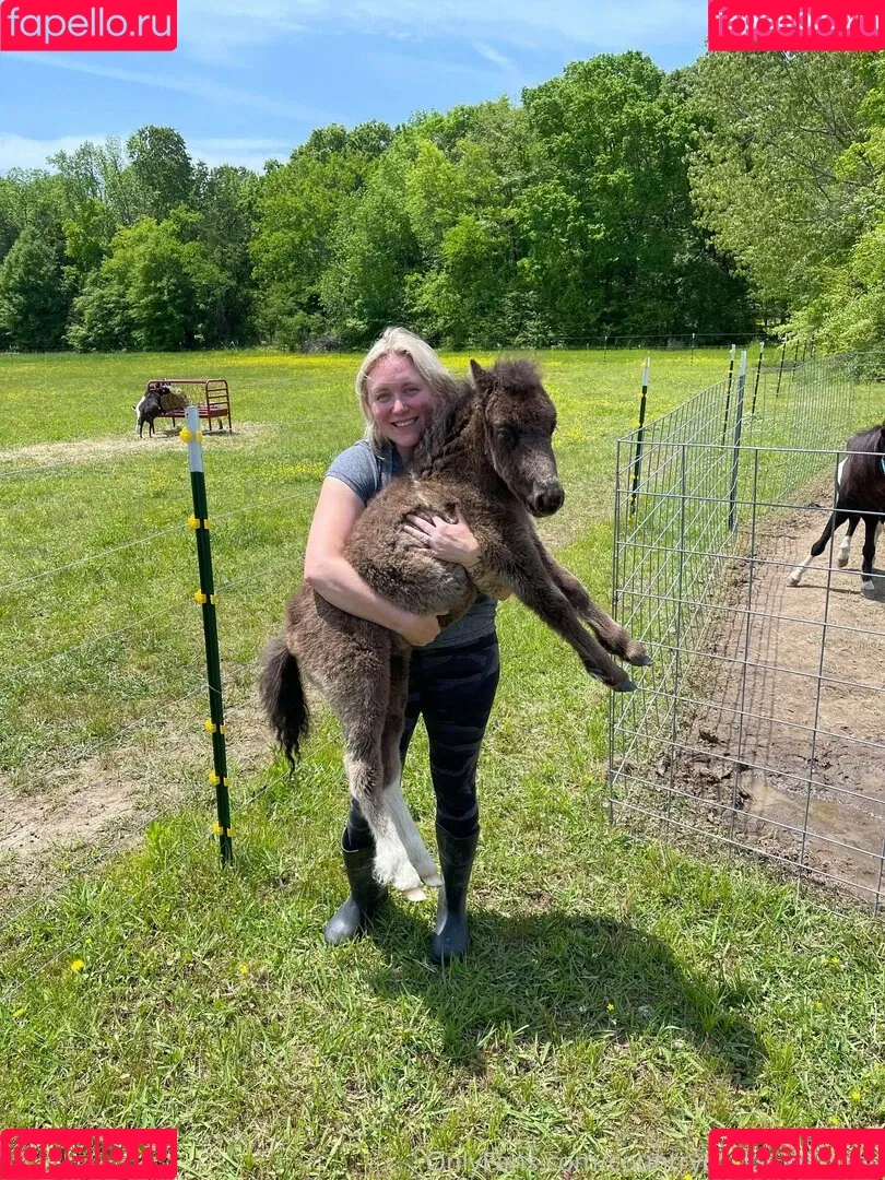countrycockqueenfree Onlyfans Photo Gallery 
