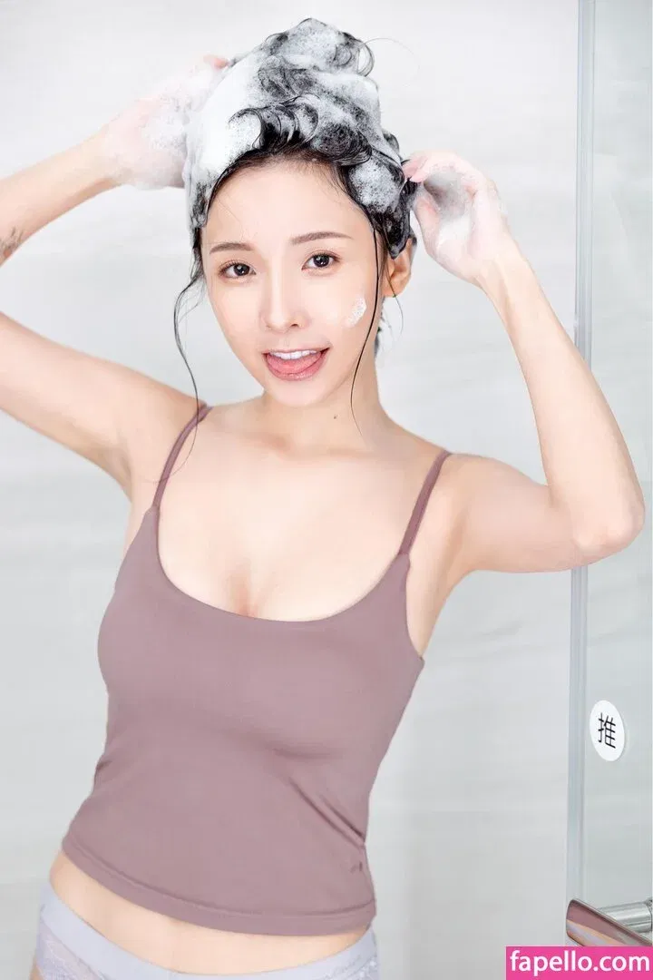 Iris Xiao Onlyfans Photo Gallery 