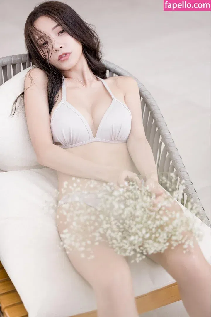 Iris Xiao Onlyfans Photo Gallery 