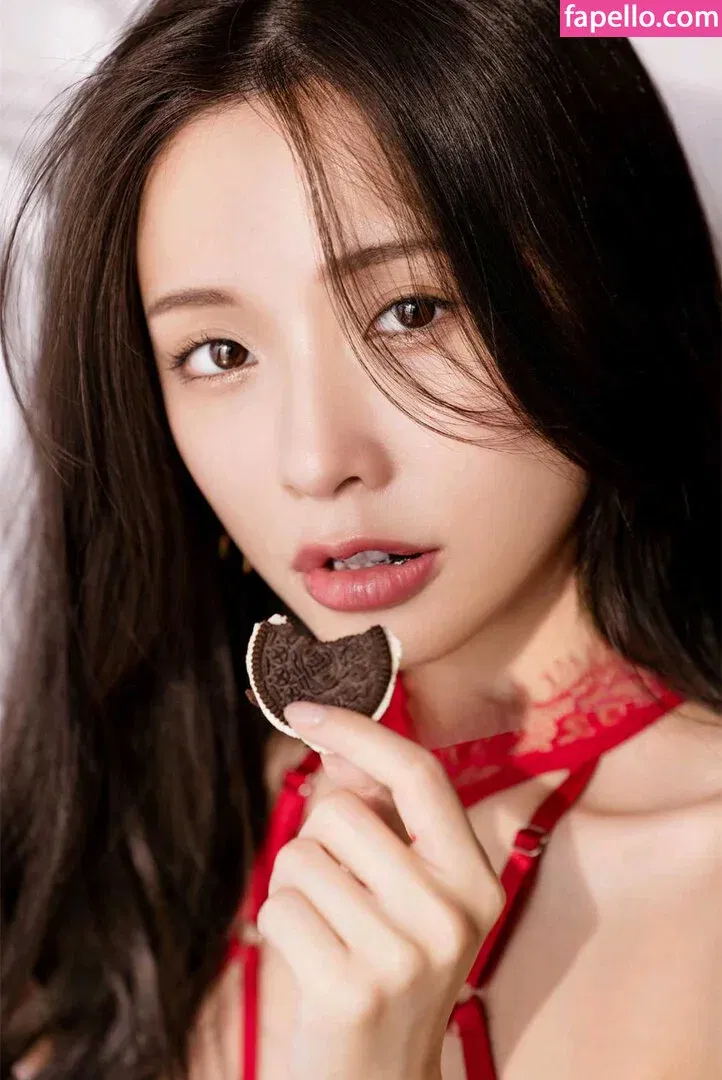 Iris Xiao Onlyfans Photo Gallery 