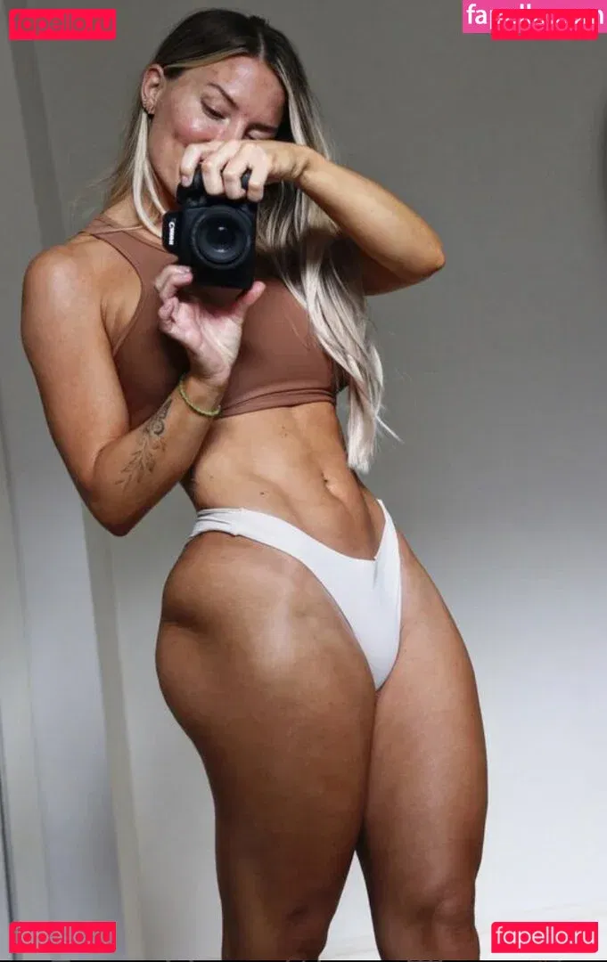 frokenhedstrom Onlyfans Photo Gallery 