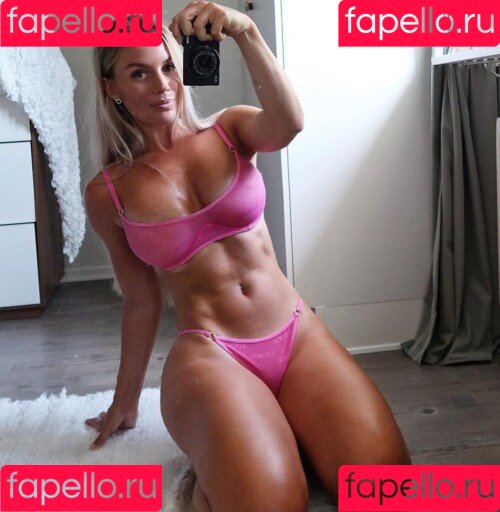 frokenhedstrom Onlyfans Photo Gallery 