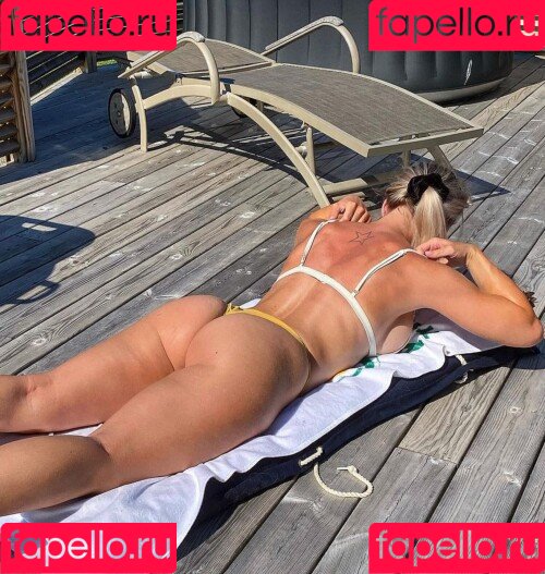 frokenhedstrom Onlyfans Photo Gallery 