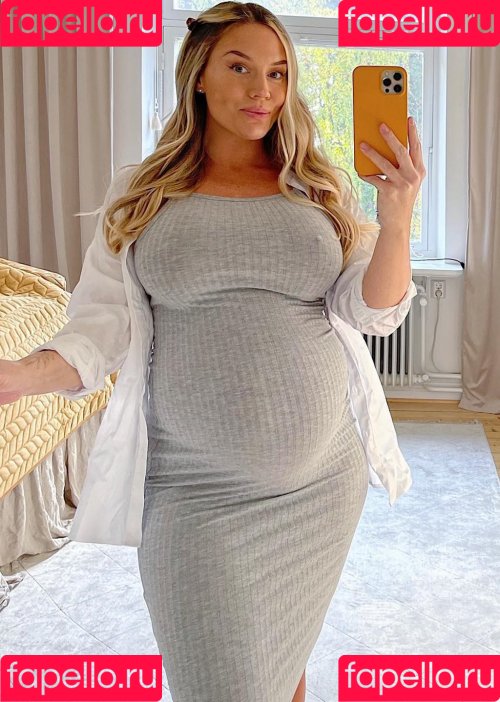 frokenhedstrom Onlyfans Photo Gallery 