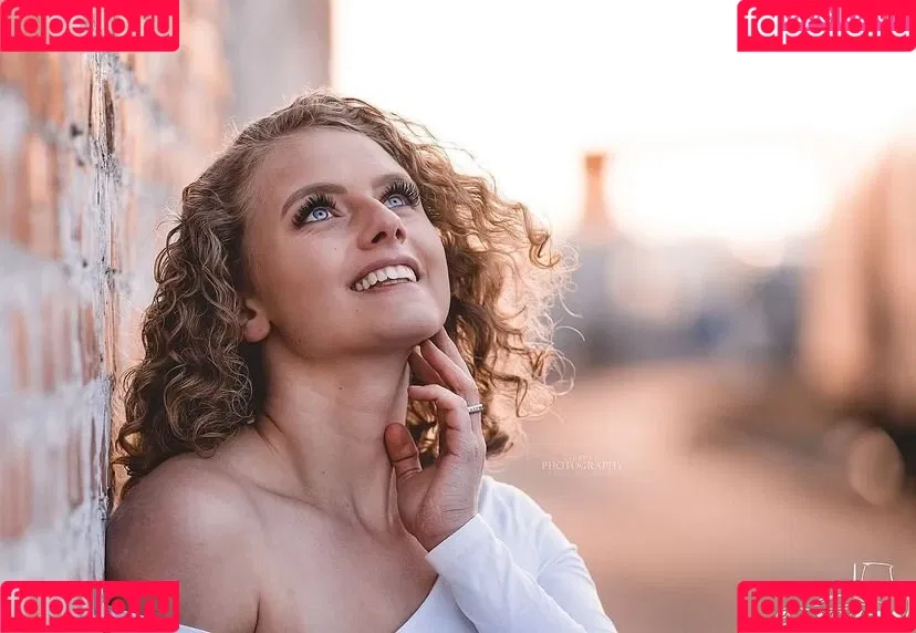 Viviens Landleben Onlyfans Photo Gallery 