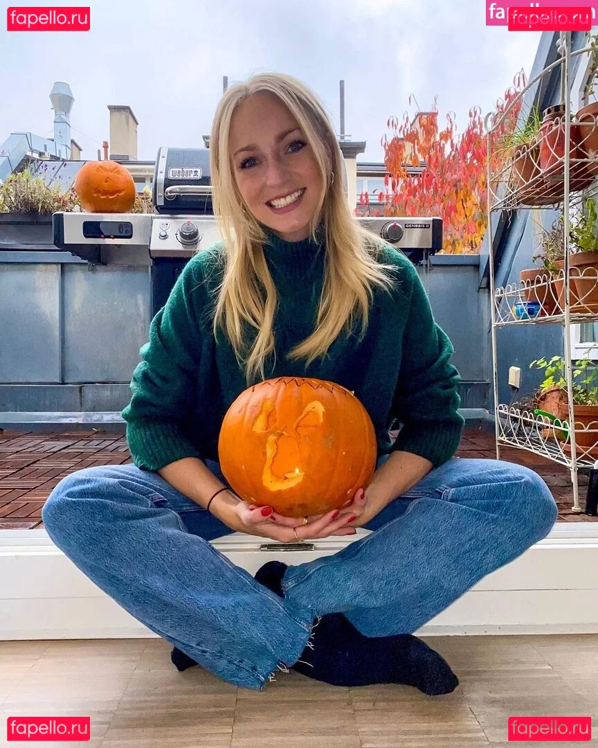 Katharina Kleinfeldt Onlyfans Photo Gallery 