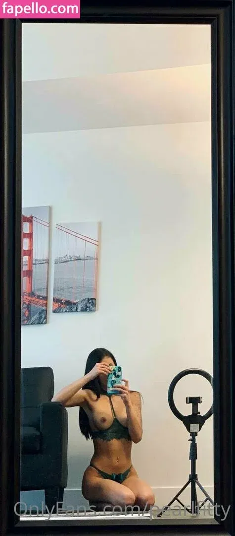 pearlfitty Onlyfans Photo Gallery 