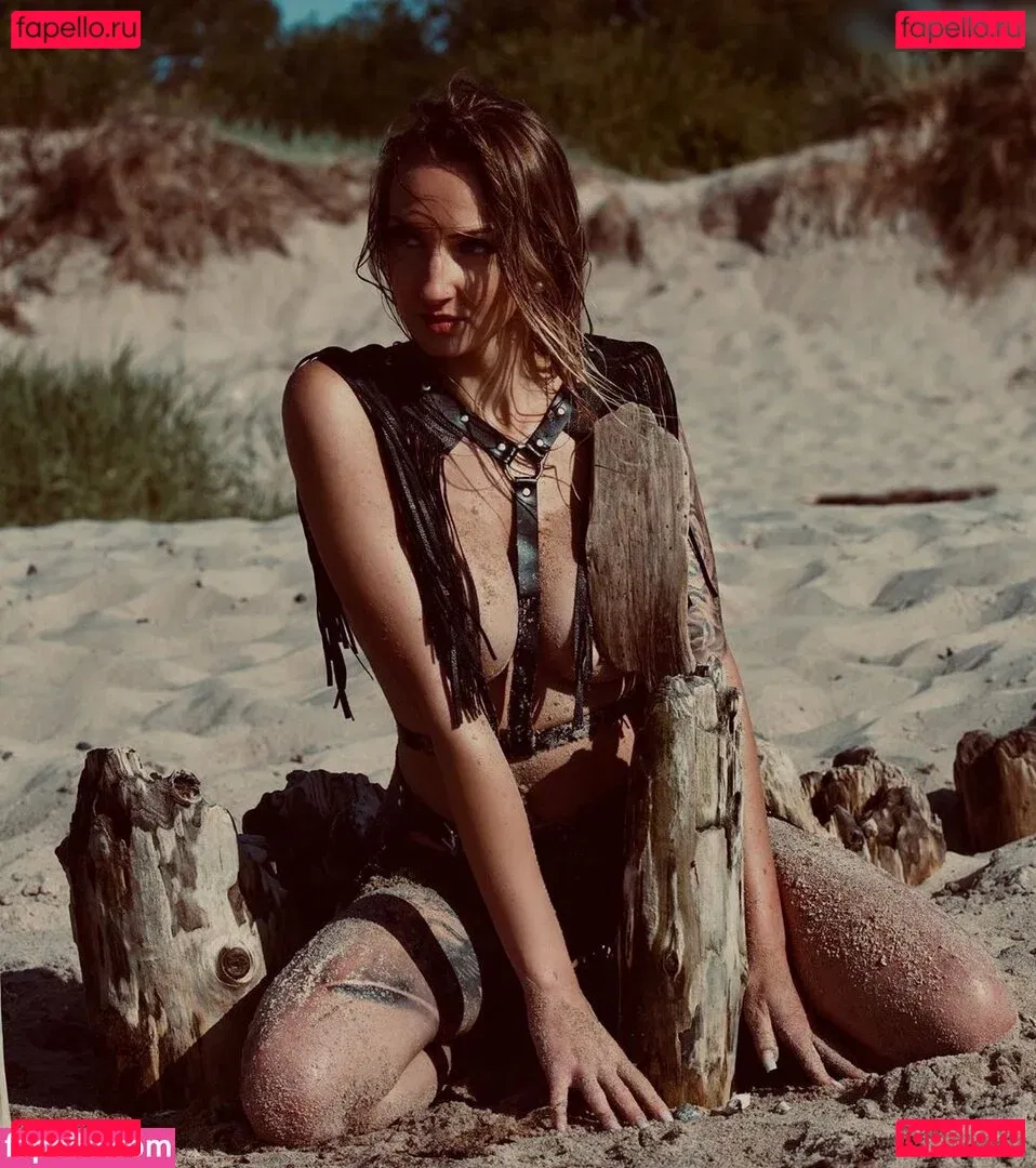 Gina Holly Onlyfans Photo Gallery 