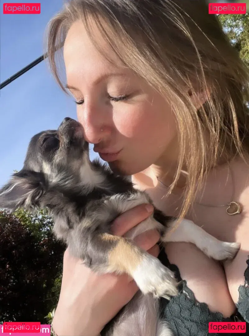 Gina Holly Onlyfans Photo Gallery 