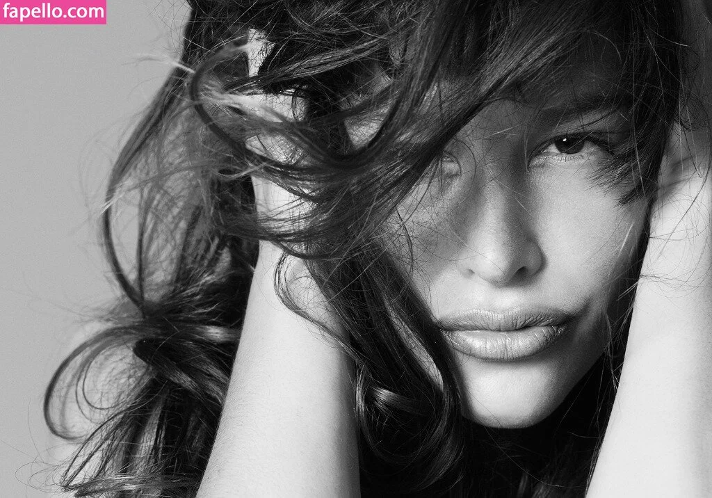 Paz De La Huerta Onlyfans Photo Gallery 