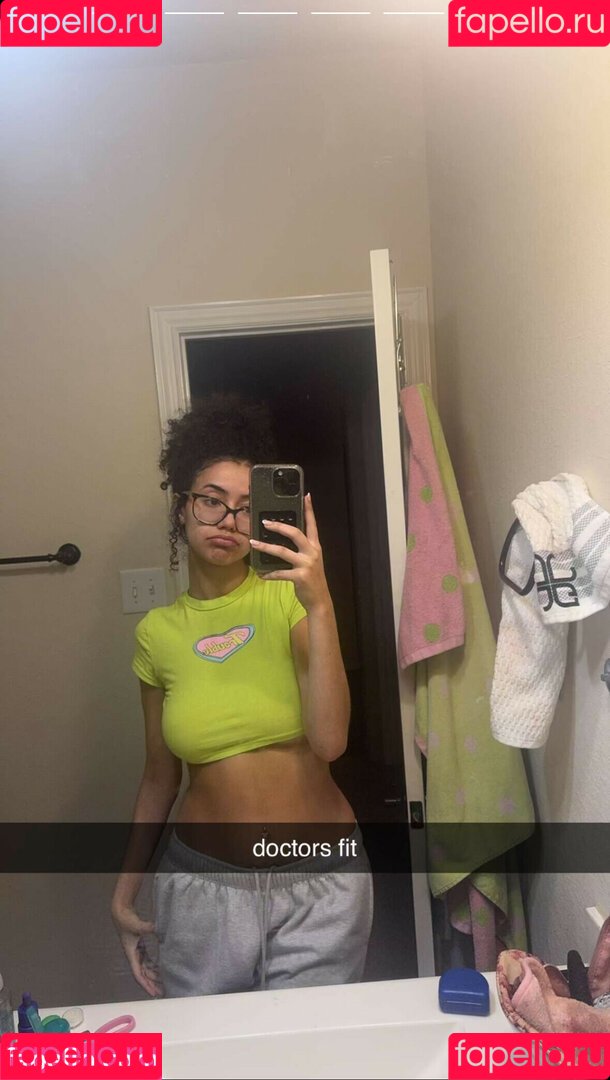 Megan Botnick Onlyfans Photo Gallery 