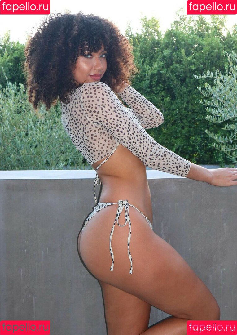 Megan Botnick Onlyfans Photo Gallery 