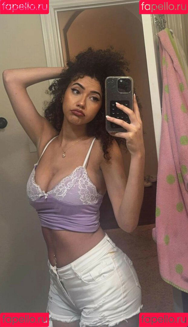 Megan Botnick Onlyfans Photo Gallery 