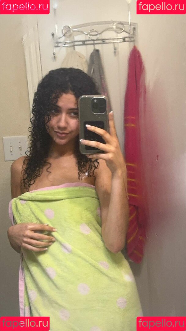 Megan Botnick Onlyfans Photo Gallery 