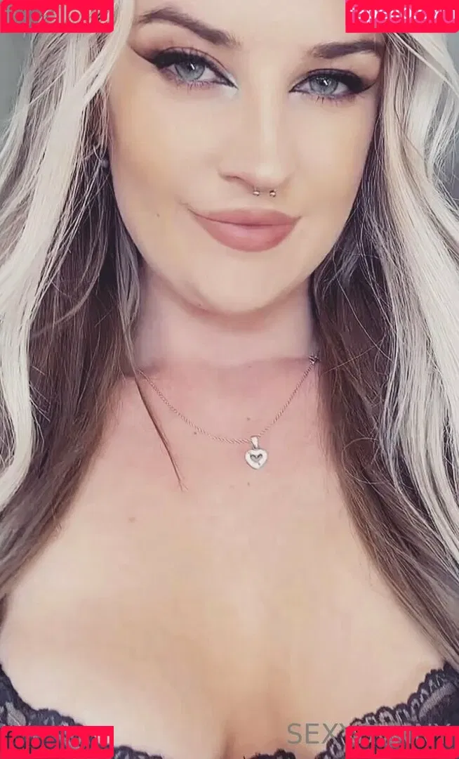 sexybvnny Onlyfans Photo Gallery 