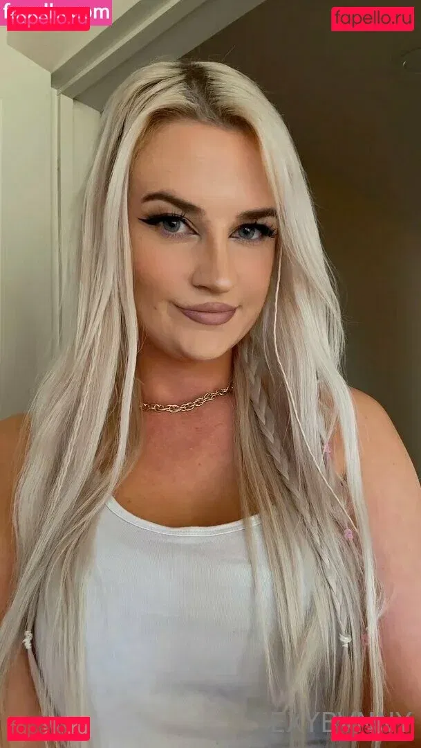 sexybvnny Onlyfans Photo Gallery 