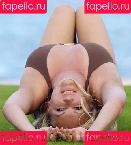 Magdalena Brzeska Onlyfans Photo Gallery 