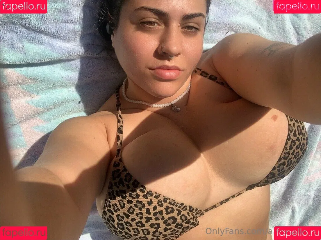 aliyahmaya Onlyfans Photo Gallery 