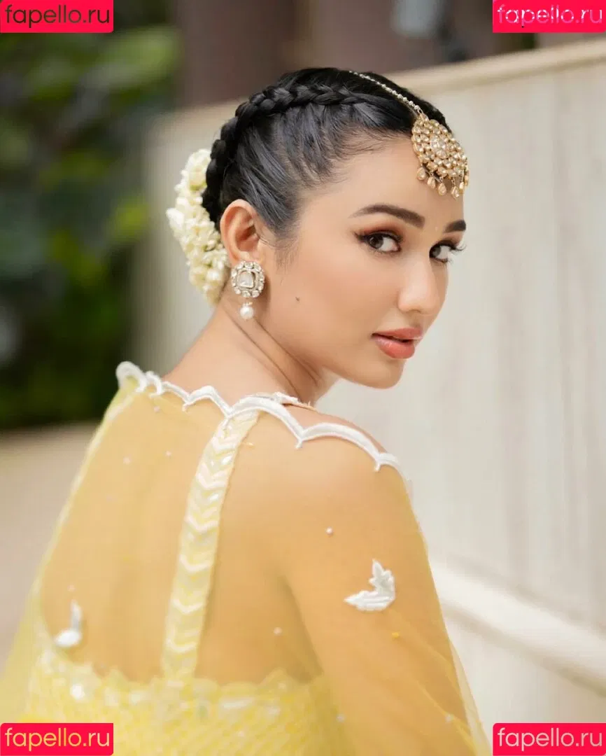 Akanksha Sharma Onlyfans Photo Gallery 