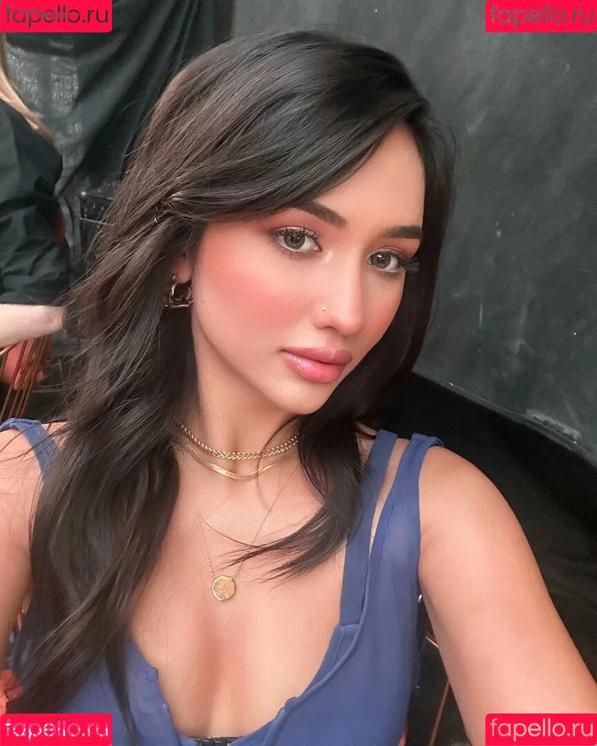 Akanksha Sharma Onlyfans Photo Gallery 