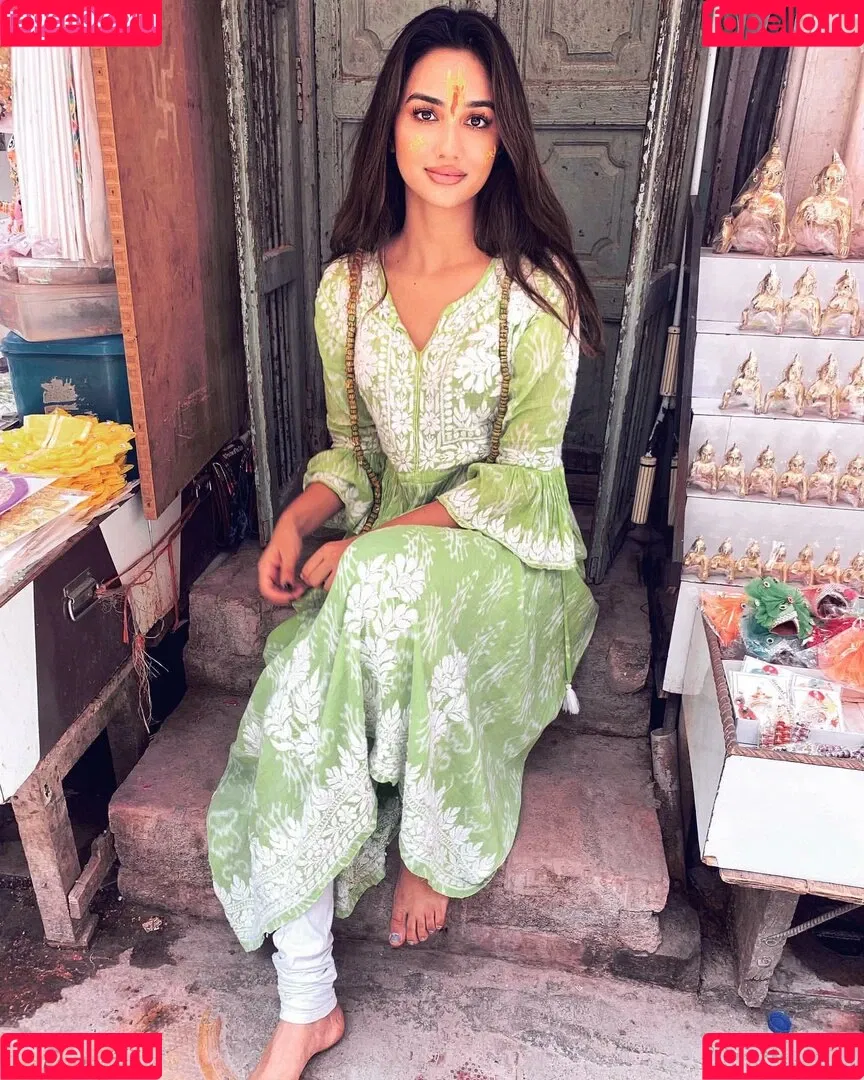 Akanksha Sharma Onlyfans Photo Gallery 