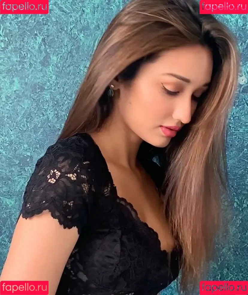 Akanksha Sharma Onlyfans Photo Gallery 
