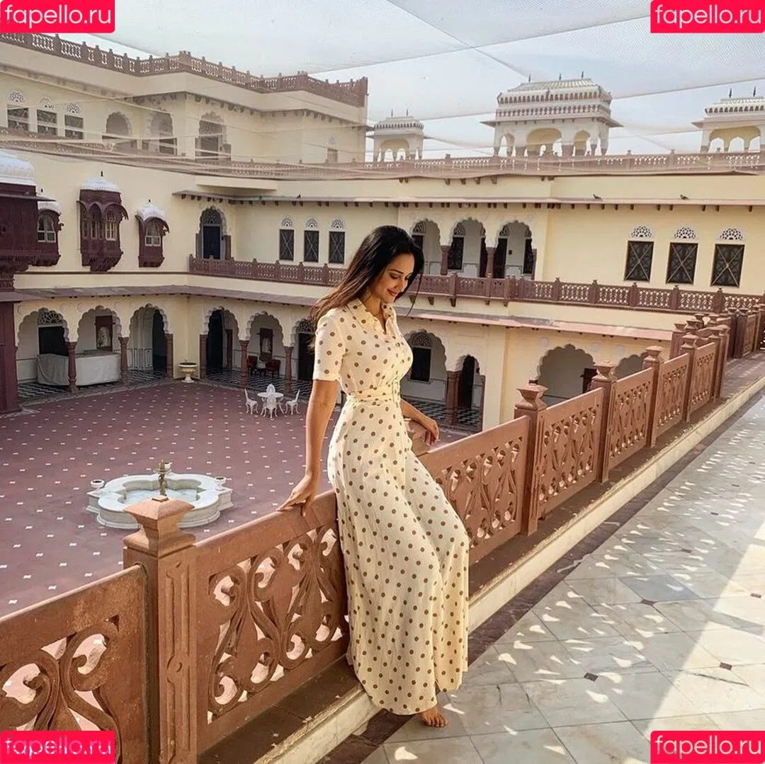 Akanksha Sharma Onlyfans Photo Gallery 