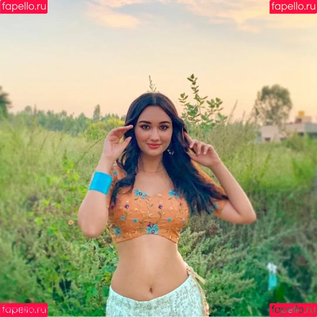 Akanksha Sharma Onlyfans Photo Gallery 