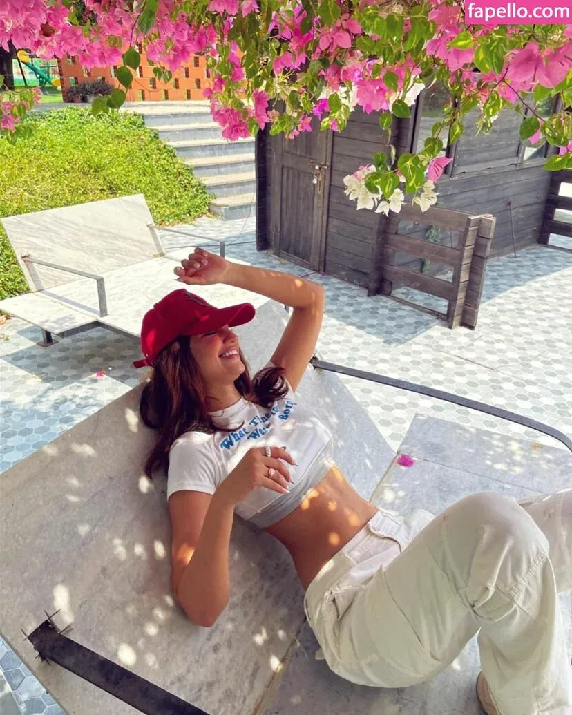 Akanksha Sharma Onlyfans Photo Gallery 