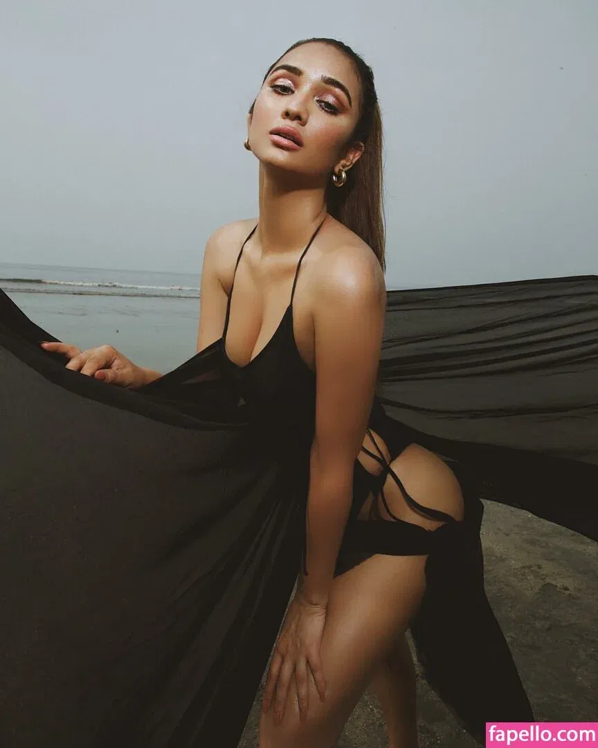 Akanksha Sharma Onlyfans Photo Gallery 