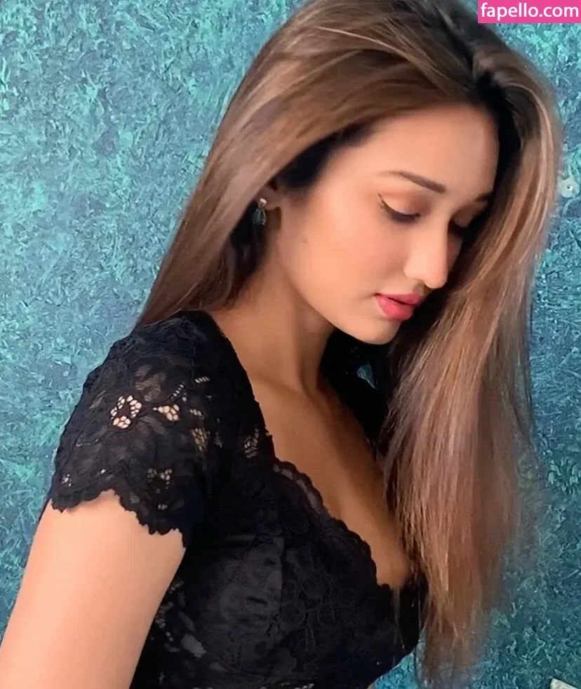 Akanksha Sharma Onlyfans Photo Gallery 