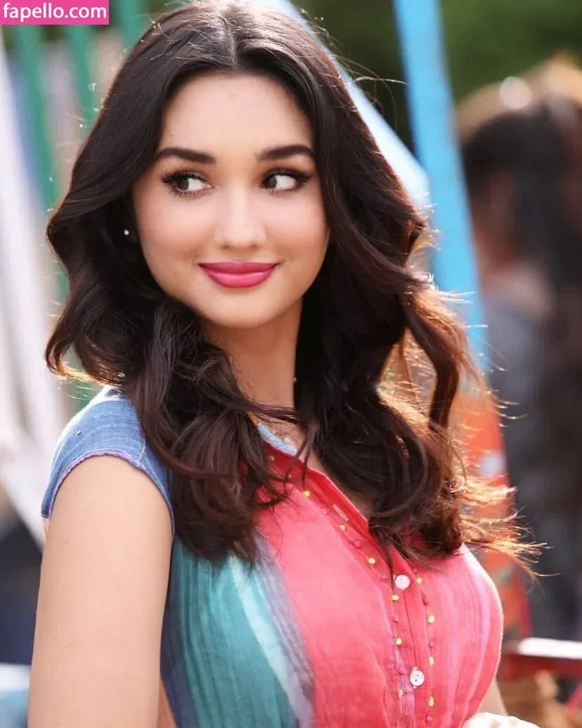 Akanksha Sharma Onlyfans Photo Gallery 