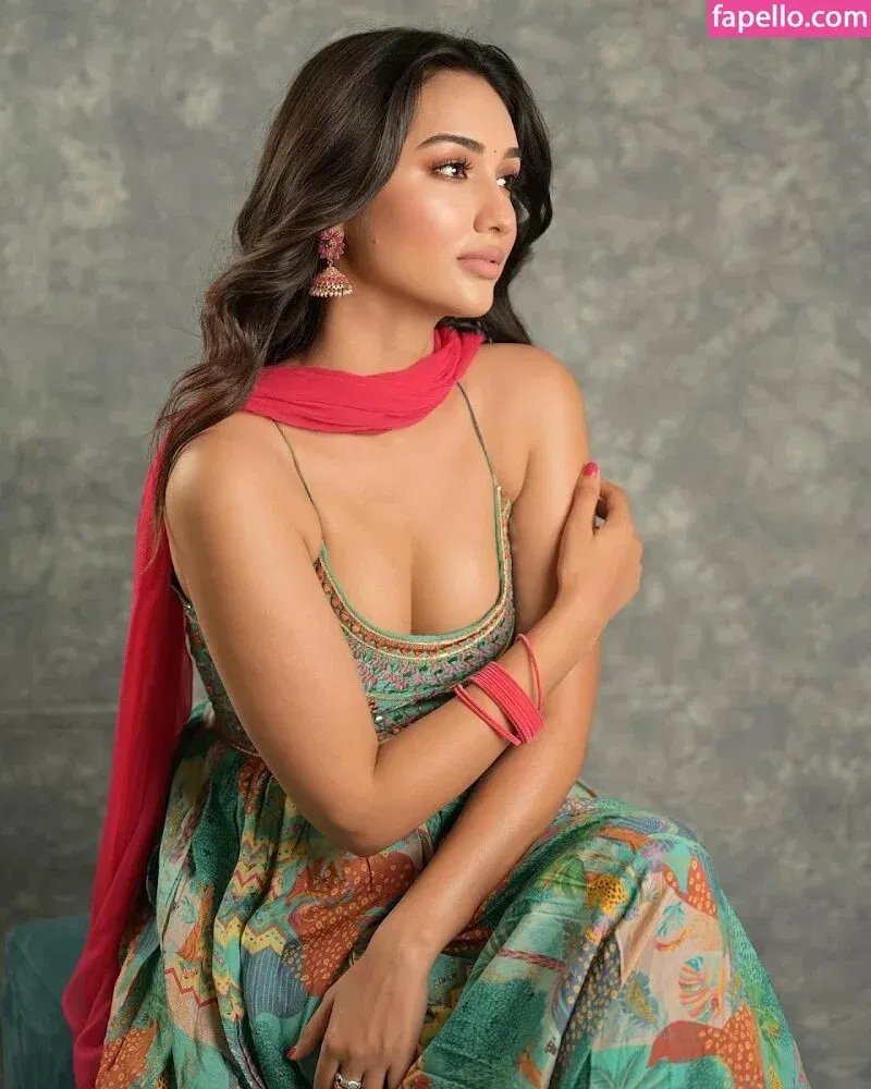 Akanksha Sharma Onlyfans Photo Gallery 