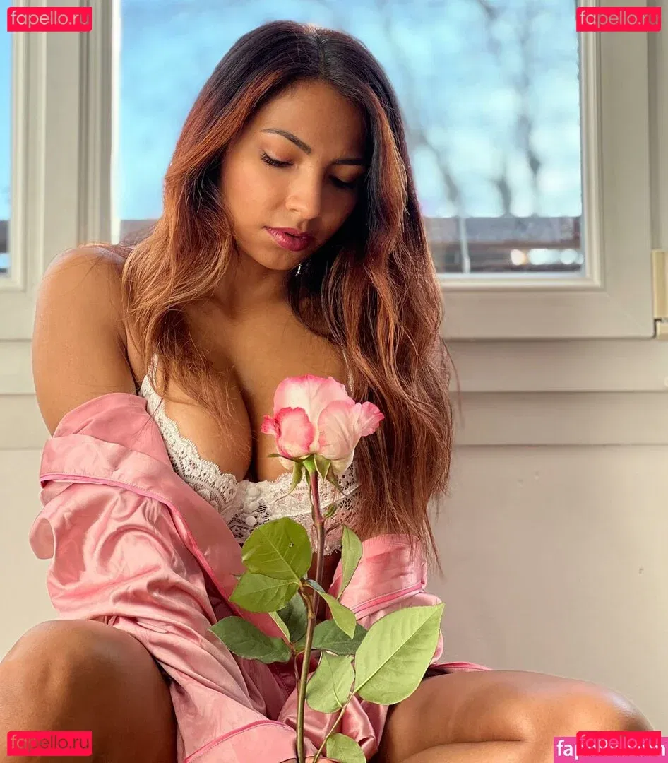 Latika Jha Onlyfans Photo Gallery 