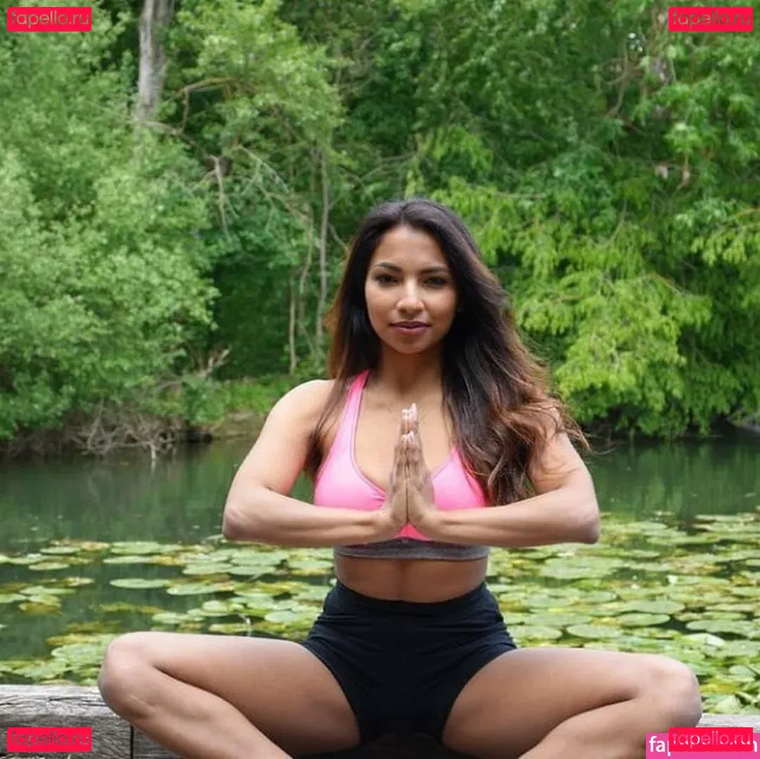 Latika Jha Onlyfans Photo Gallery 