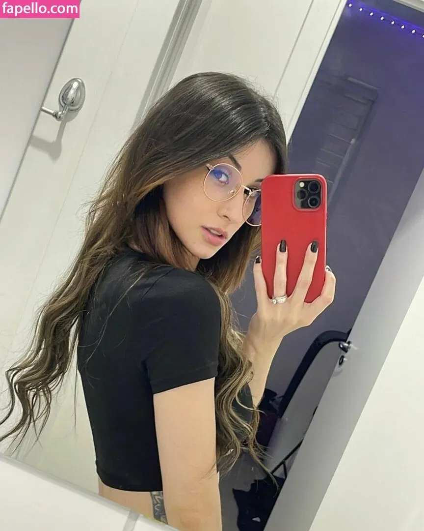 Rafaela Goulart Onlyfans Photo Gallery 