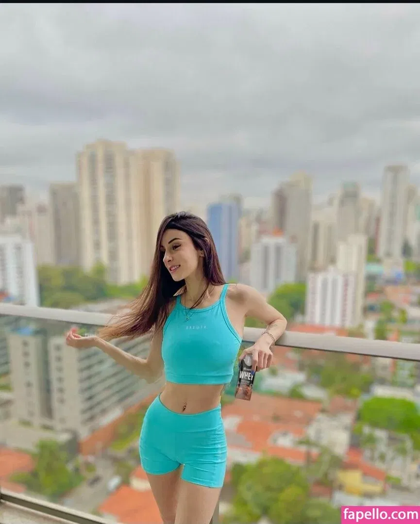 Rafaela Goulart Onlyfans Photo Gallery 