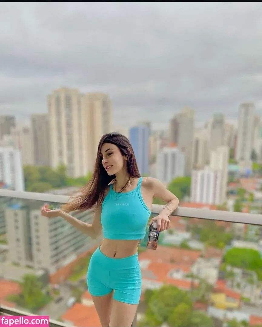 Rafaela Goulart Onlyfans Photo Gallery 