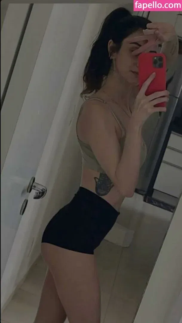 Rafaela Goulart Onlyfans Photo Gallery 