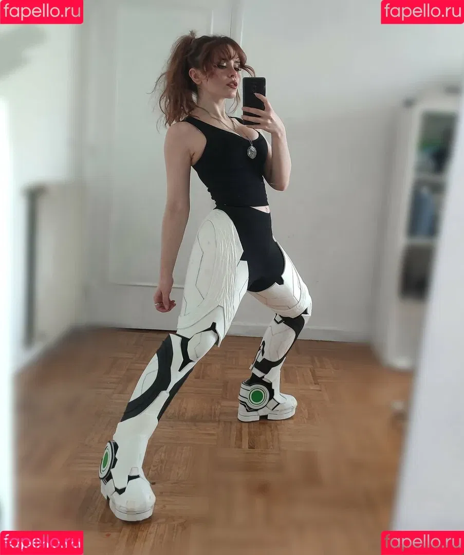 madsfive Onlyfans Photo Gallery 